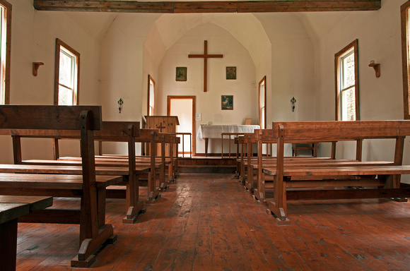 Penturen Church Interior